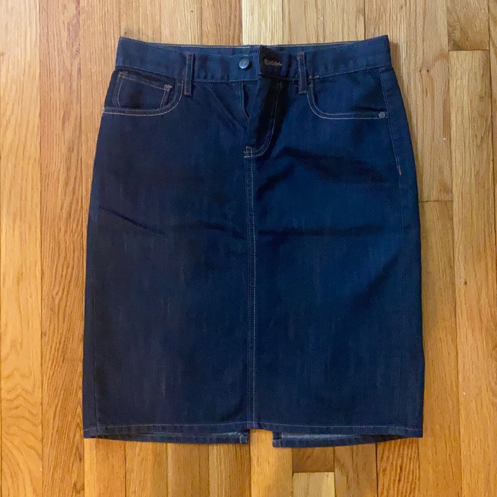 VTG Style Dark Rinse High Waist Denim Skirt